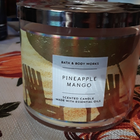 Bath and body works Pineapple Mango candle